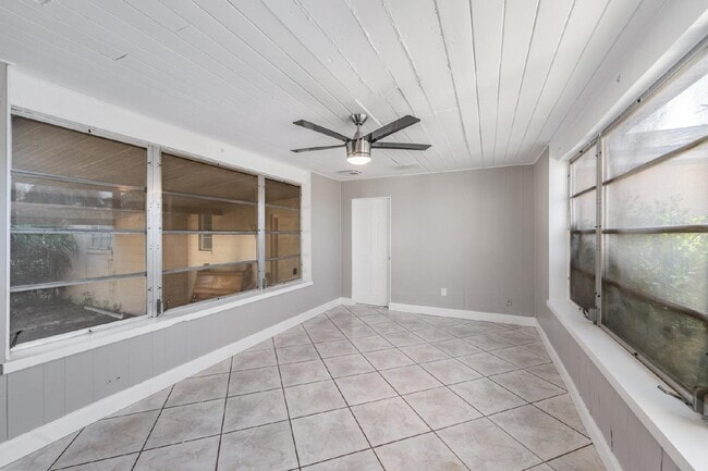 Building Photo - 29 Westwood Terrace N