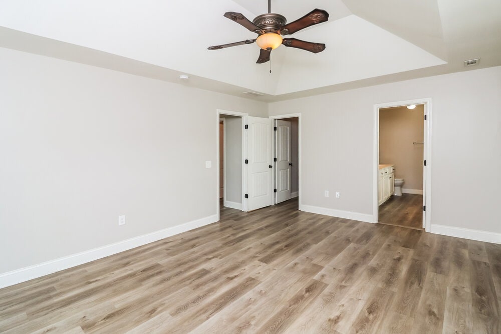 Building Photo - 235 Summer Gate Ln