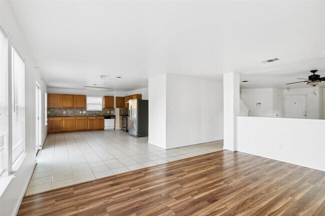 Building Photo - 7938 Chatham Springs Ln