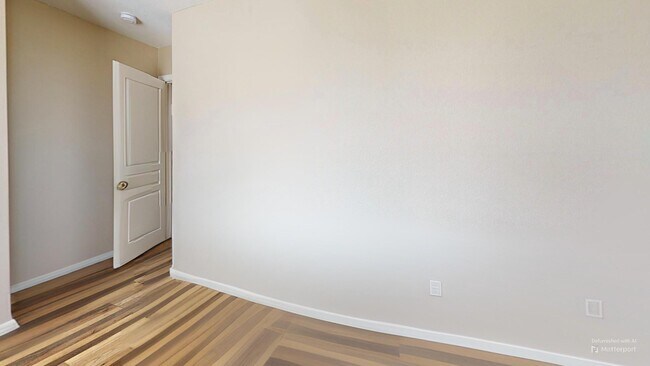 Building Photo - 1254 W Browning Way