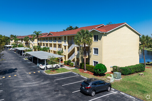 Primary Photo - Key Royal Villas