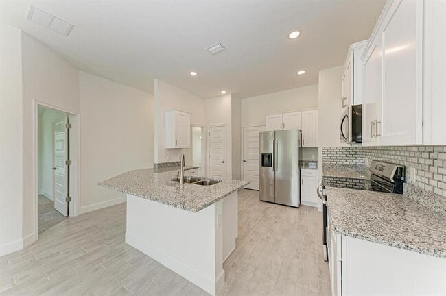 Building Photo - 2680 Averland Lp