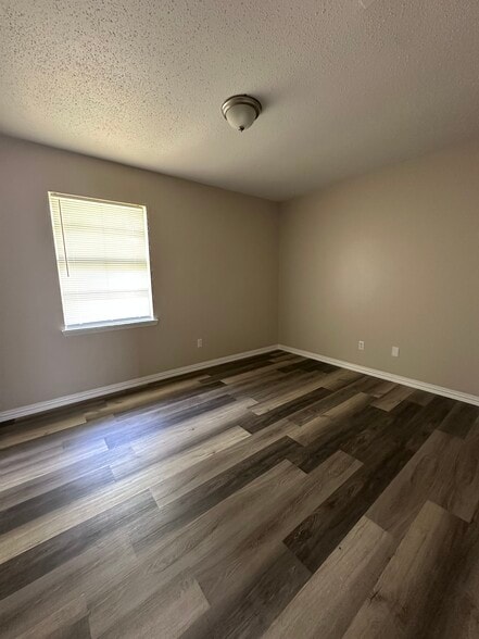 Master Bedroom - 144 Ben Dr