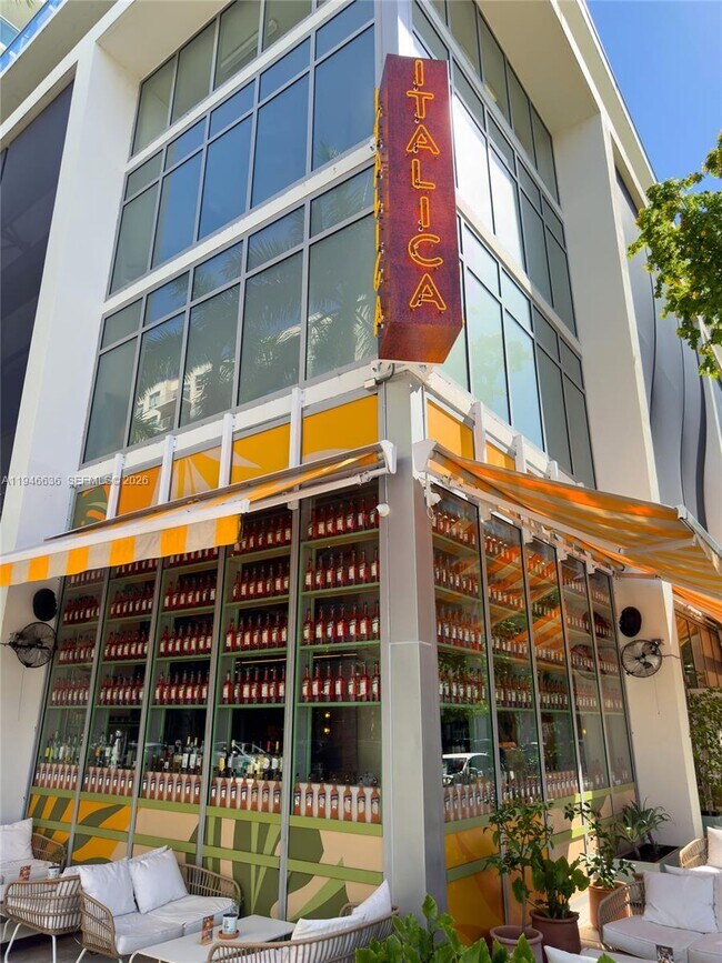 Building Photo - 3250 NE 1st Ave