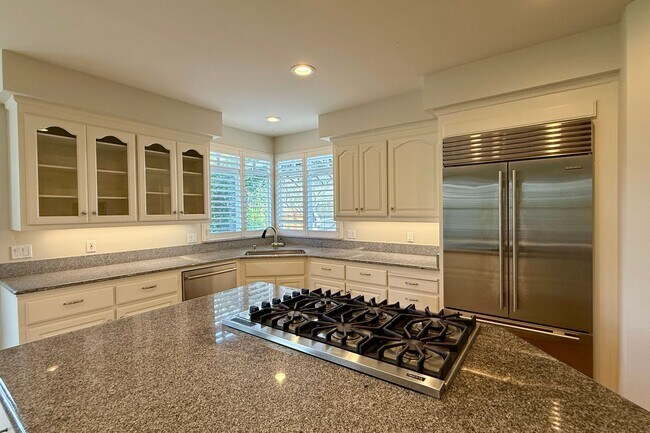 Building Photo - 1876 Heritage Way