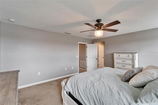 Building Photo - 13113 Rain Lily Dr