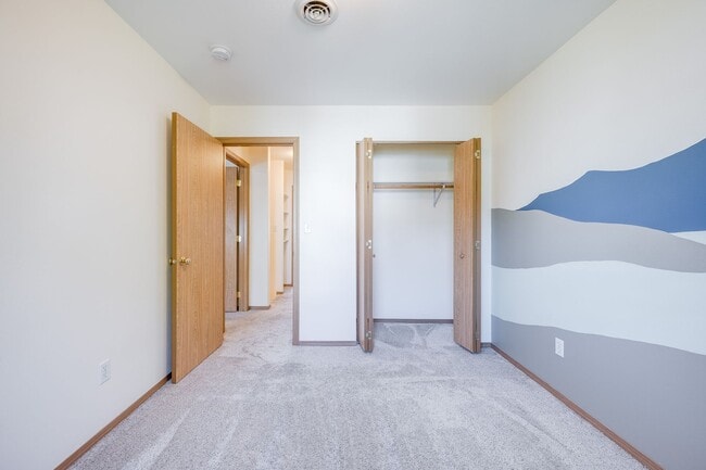 Building Photo - Townhouse Retreat on Military Hill – Moder...