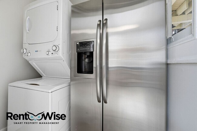 Building Photo - 3230 16th St