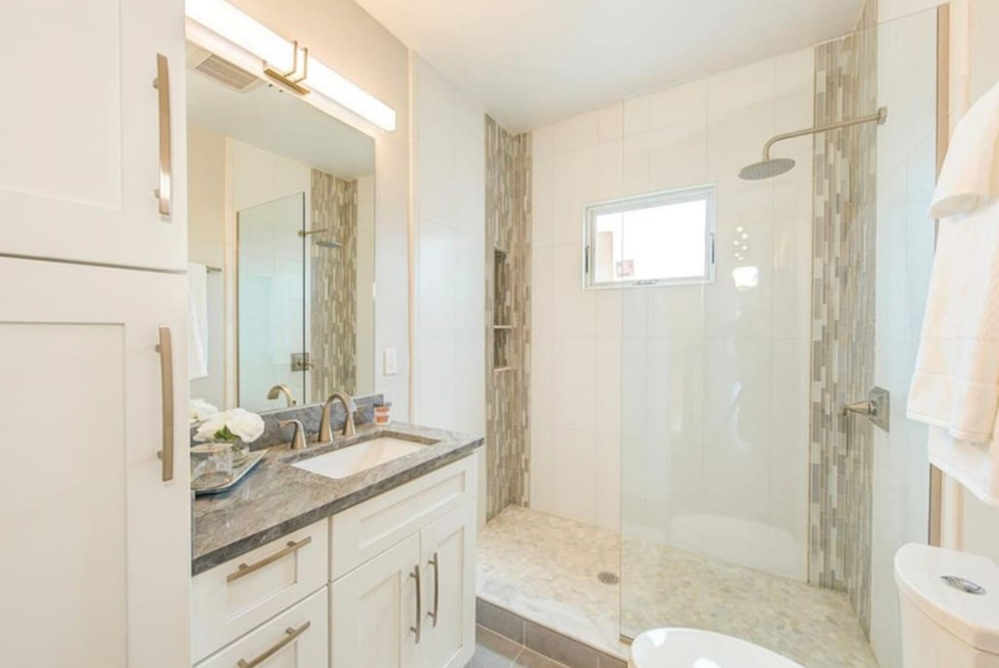 Building Photo - 1929 N Talbott St