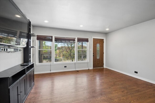 Building Photo - 4847 N Harlem Ave