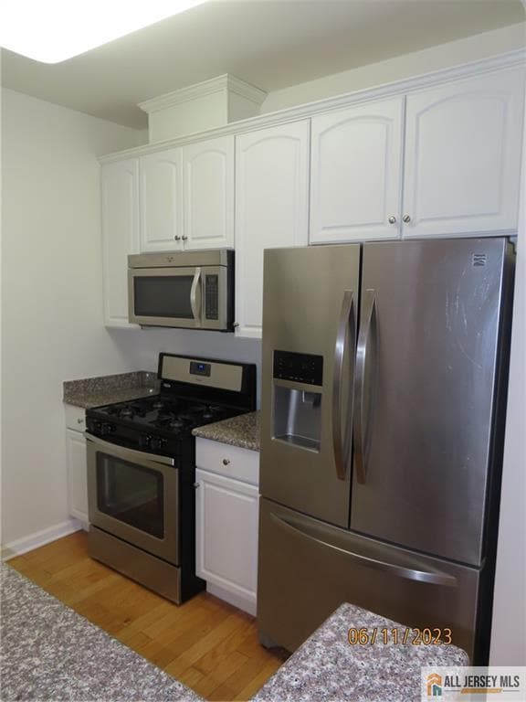 Building Photo - 544 E Celebration Way
