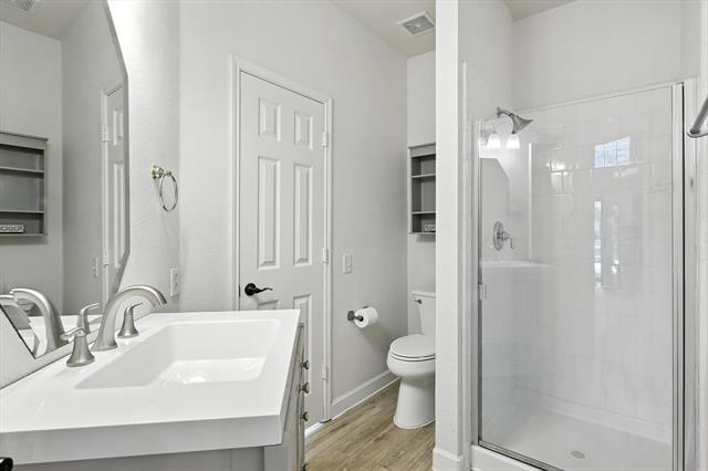 Building Photo - 1314 Pinehurst Dr