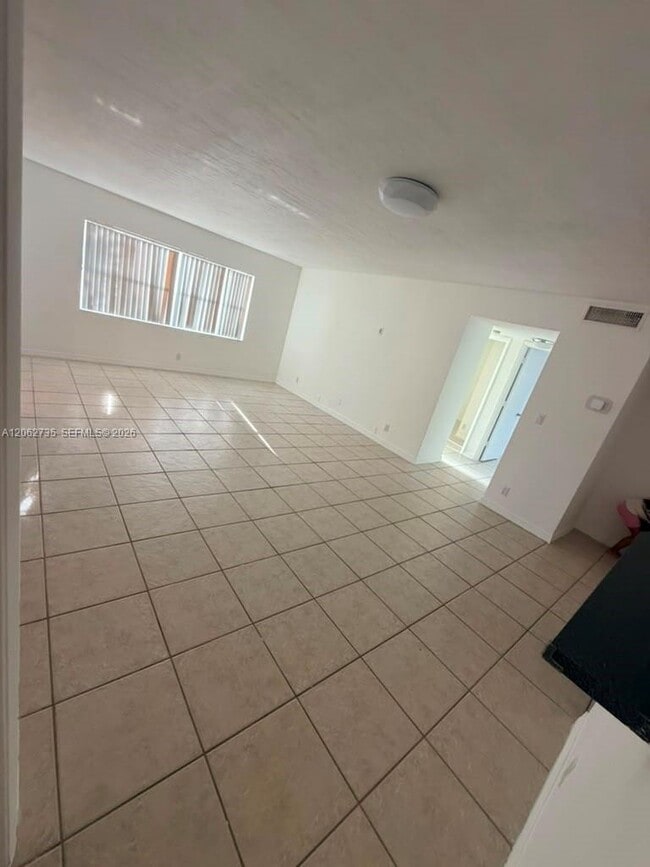 Building Photo - 12193 Royal Palm Blvd