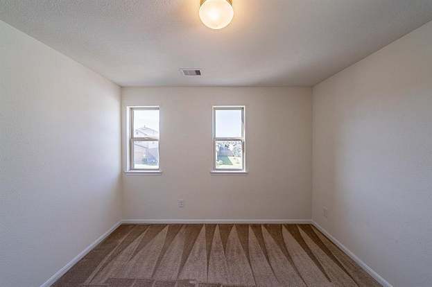 Building Photo - 14350 Persimmon Woods Dr