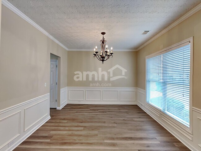 Building Photo - 110 Plumeria St