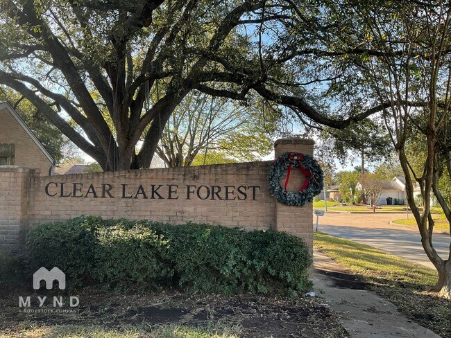 Building Photo - 4003 Highknoll Ln