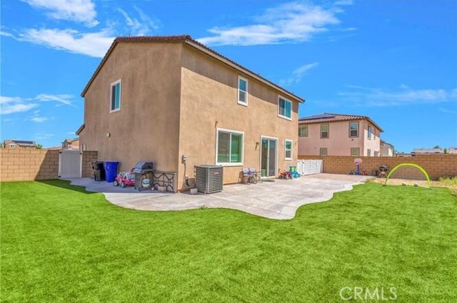 Building Photo - 13343 E View Ln