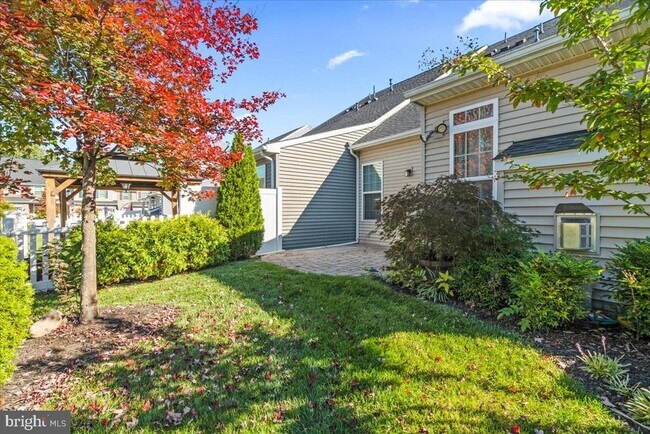 Building Photo - 5358 Red Mulberry Wy