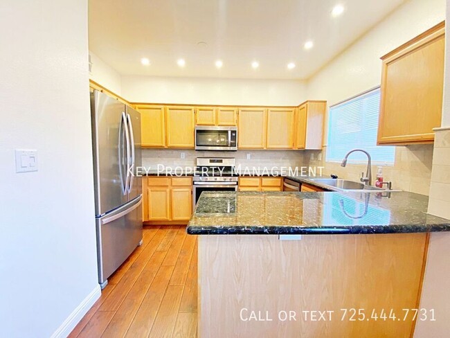 Building Photo - 3825 Juno Beach St