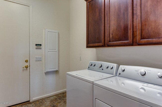 Building Photo - 4351 S Purple Sage Dr