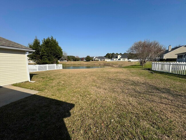 Building Photo - Beautiful Bluffton 3 Bedroom Home in The Willows-Pet Friendly
