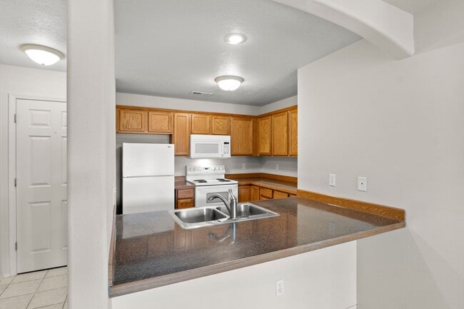 Building Photo - 1 Bed/1 Bath in 55+ Independent Living Community