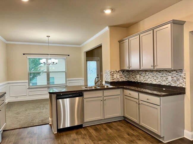 Building Photo - Almost New 4 Bed/2.5 Bath Home in Lovejoy!