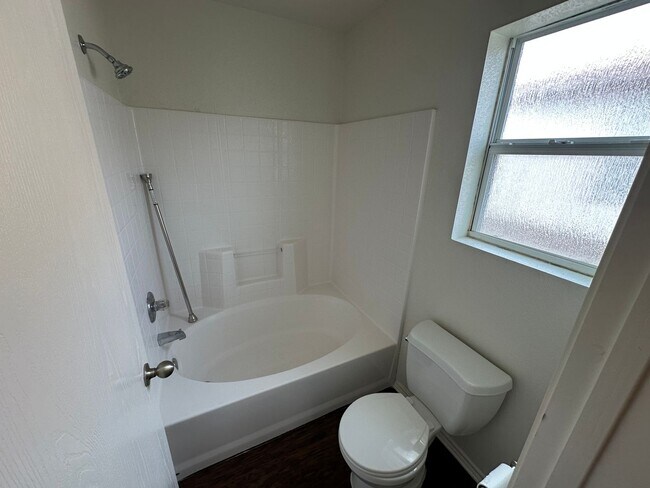 Building Photo - 4Bd/2Ba in Killeen, TX!