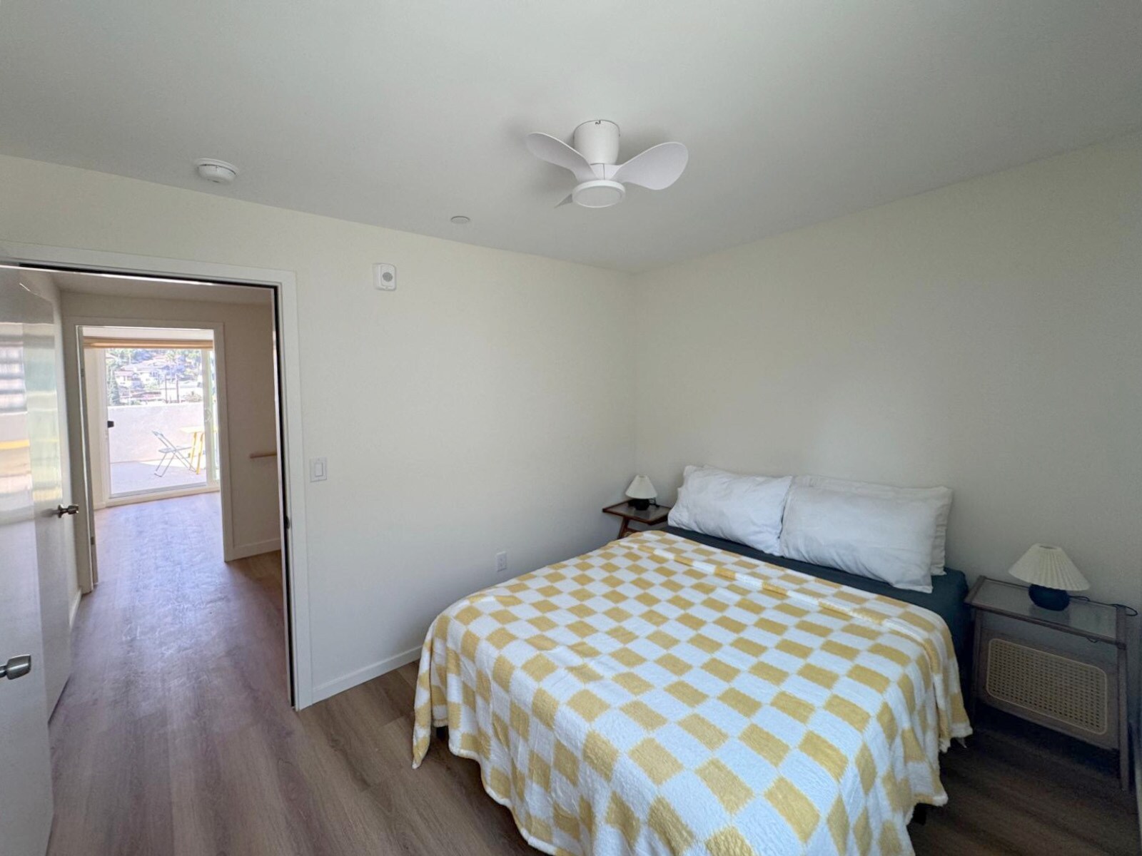 Building Photo - 4548 Huntington Dr S