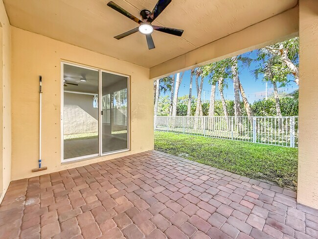 Building Photo - 57 Atwell Dr