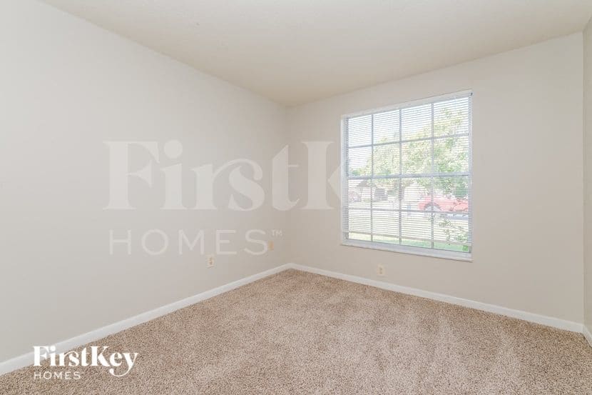 Building Photo - 1007 Coldstream Ct