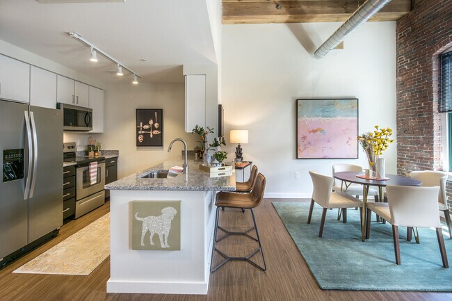 Building Photo - Counting House Lofts I