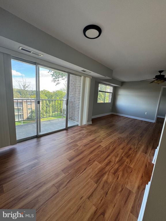 Building Photo - 12705 Dara Dr