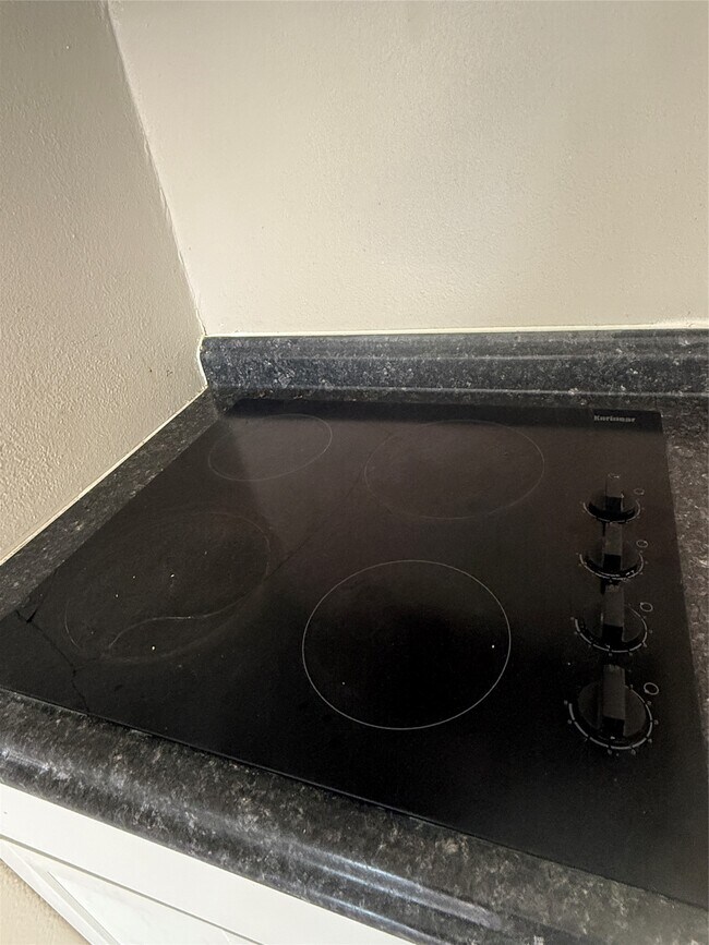 Building Photo - 8510 Safeguard St