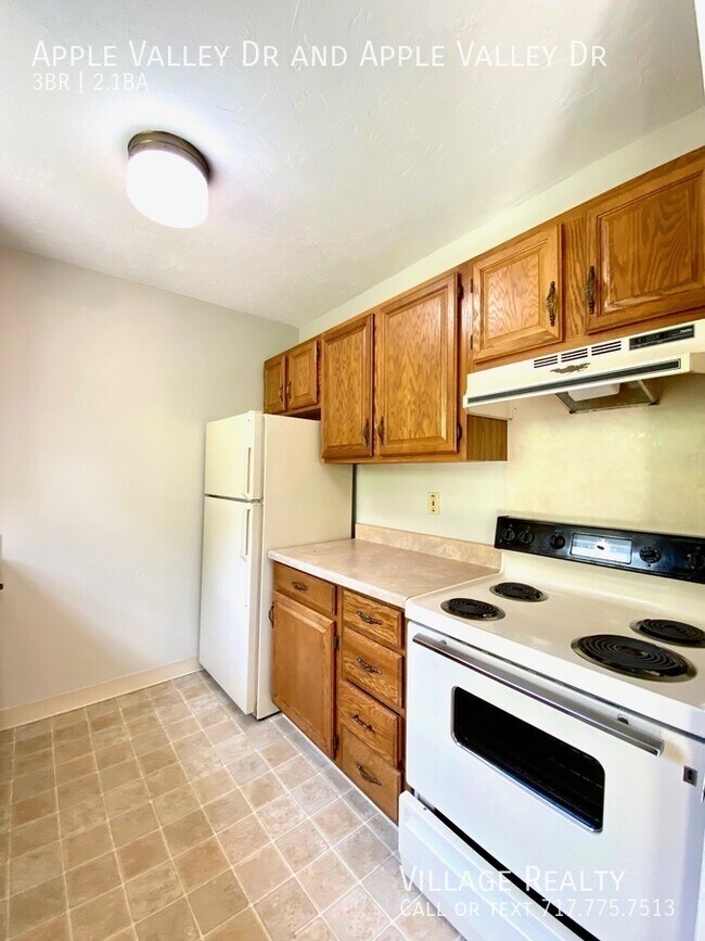 Building Photo - 818 Apple Valley Dr