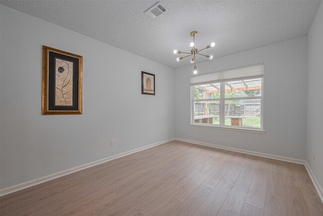Building Photo - 3131 Double Lake Dr