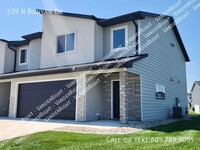 Building Photo - 539 BUNYAN Dr