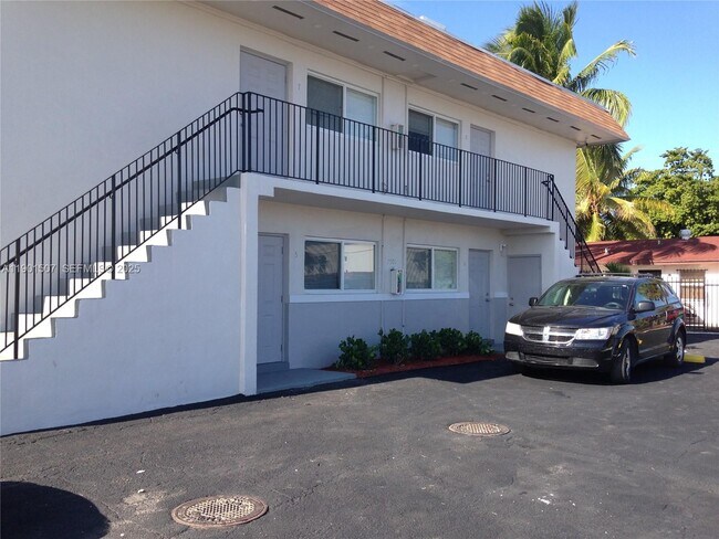 Building Photo - 7501 NE 2nd Ct