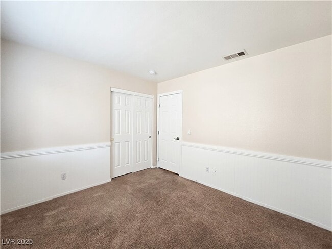 Building Photo - 1825 Lyell Canyon Ln