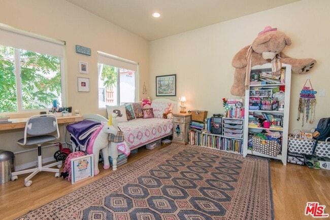 Building Photo - 1342 Miller Dr