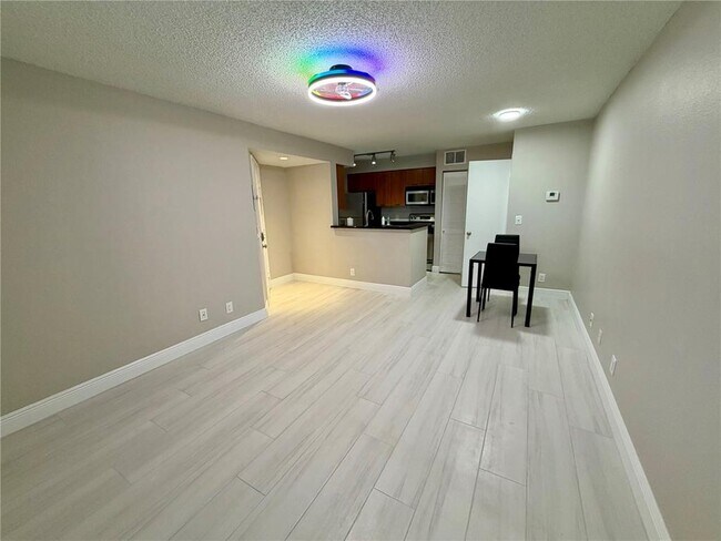 Building Photo - 2900 S University Dr