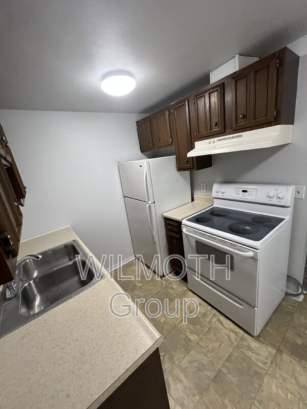 Building Photo - 306 Meadow Ave