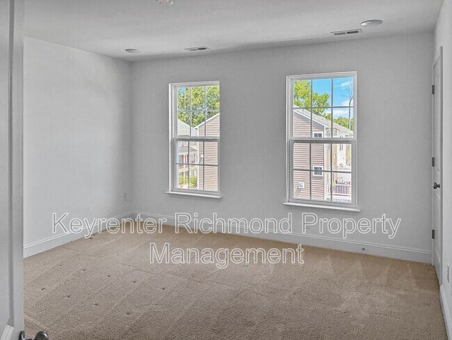 Building Photo - 13801 Randolph Pond Ln