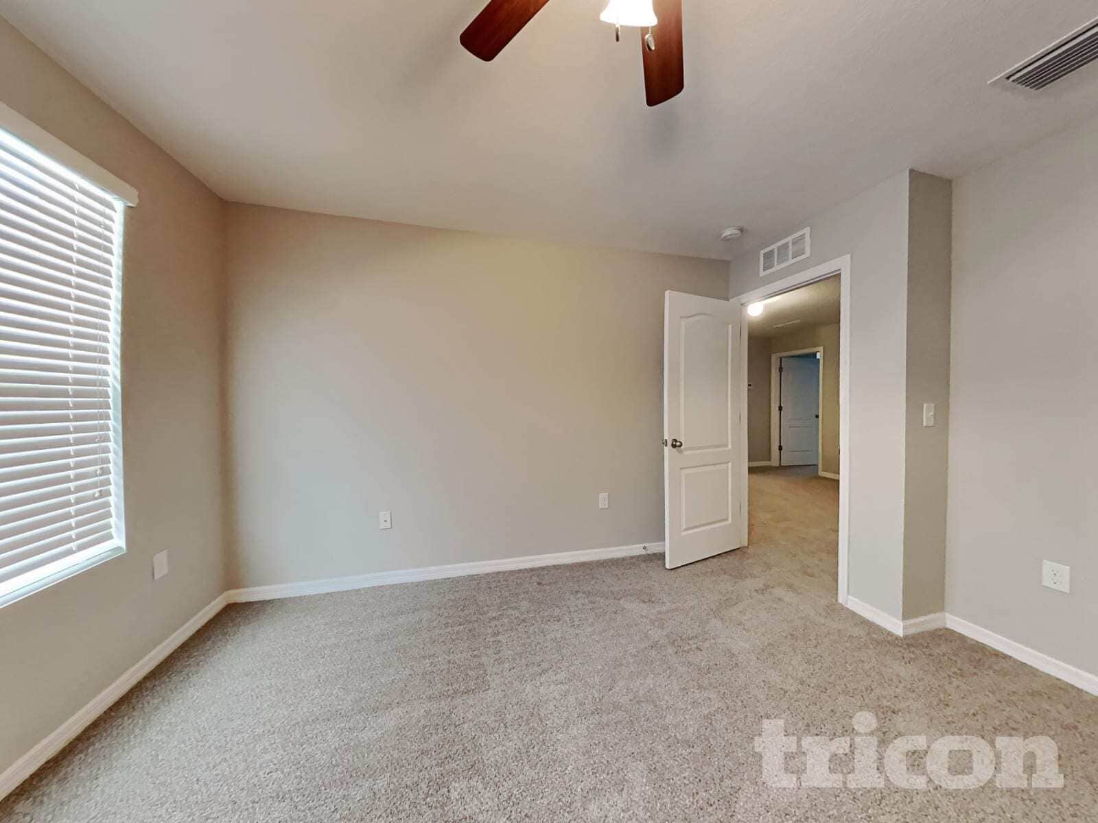 Building Photo - 3799 Crossline Dr