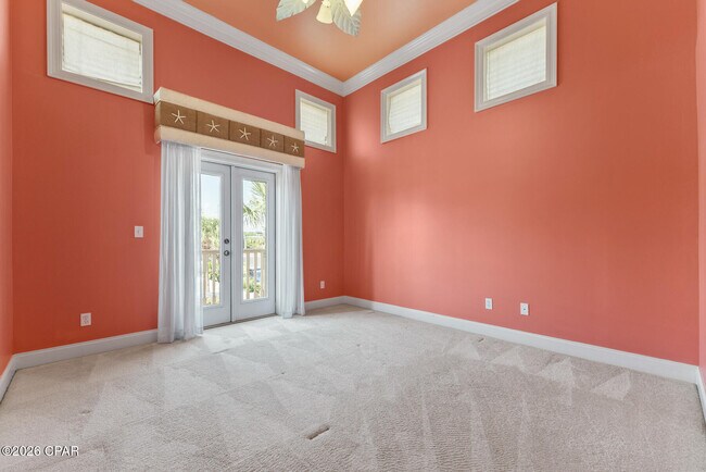 Building Photo - 100 Downing St