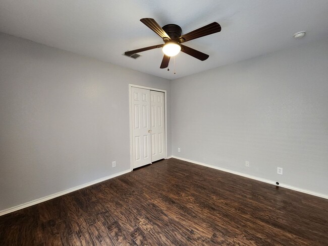 Building Photo - No Carpet / Storage Shed / Back Patio  /  ...