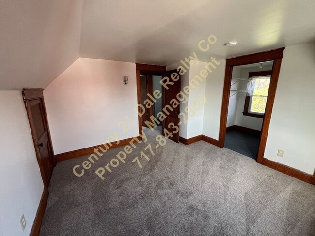 Building Photo - 3 BR Cape Cod in Eastern School District R...