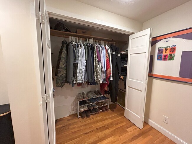 Building Photo - 616 Columbus Ave