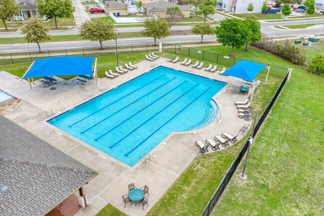 Building Photo - 1508 Big Bend Dr