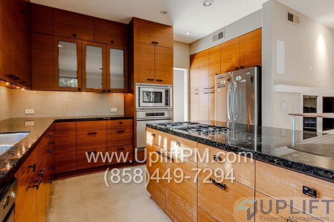 Building Photo - 11671 Boulton Ave